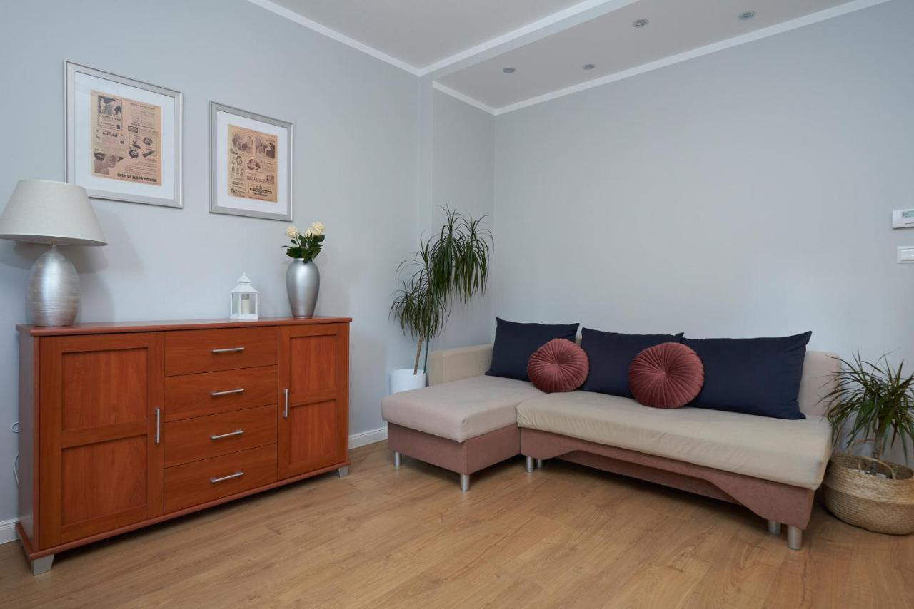 Apartament Slowianka オストルダ エクステリア 写真